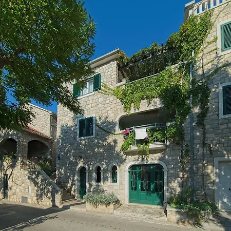 Two Bedroom Annika 4+0 * بوستيرا
