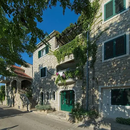 Two Bedroom Annika 4+0 بوستيرا